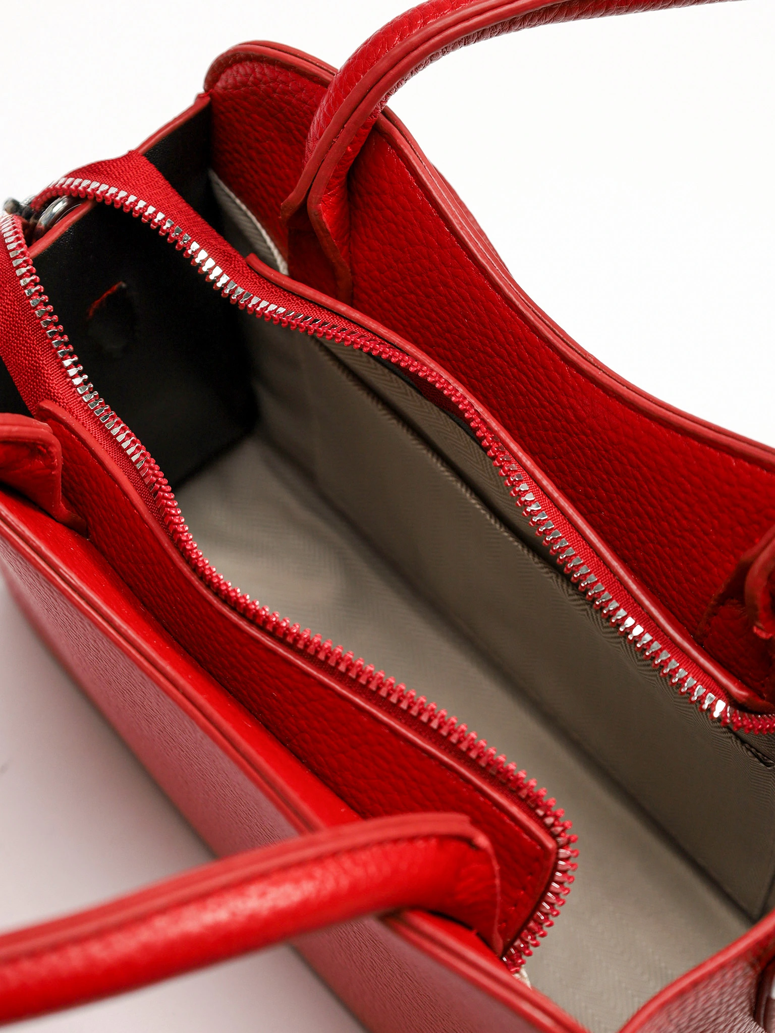 Сумка-тоут с бантом в ассортименте